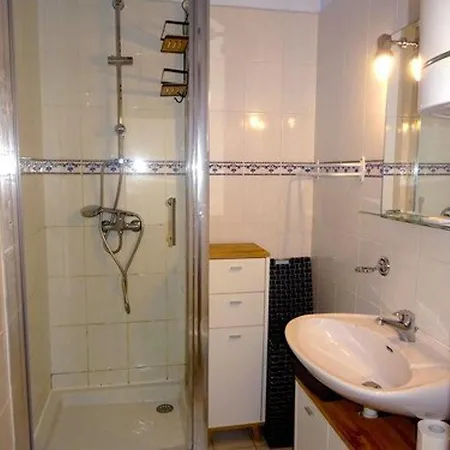 T2 Climatise, Proche Plage, Parking Prive, Equipe Pour 6 Personnes - Fr-1-782-33 아파트 *