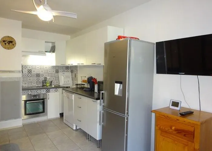 T2 Climatise, Proche Plage, Parking Prive, Equipe Pour 6 Personnes - Fr-1-782-33